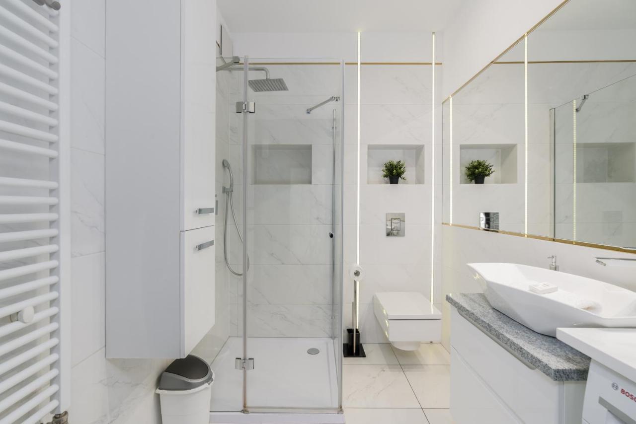 Apartment Rozana Poznan By Noclegi Renters Bagian luar foto