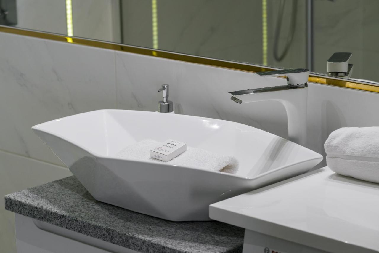 Apartment Rozana Poznan By Noclegi Renters Bagian luar foto