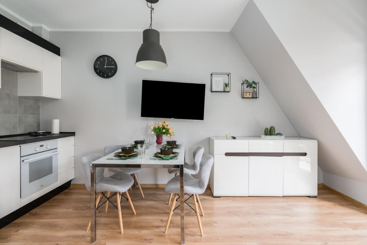 Apartment Rozana Poznan By Noclegi Renters Bagian luar foto